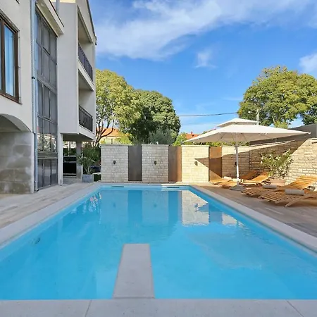 Apartmán Dubravka A2 *