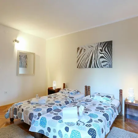 Apartment Dubravka A2 *